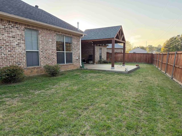 3201 Danville Ct, Longview, TX 75605