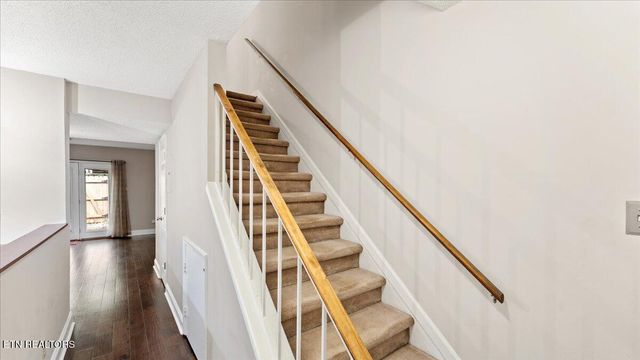 6529 Deane Hill Drive 42, Knoxville, TN 37919