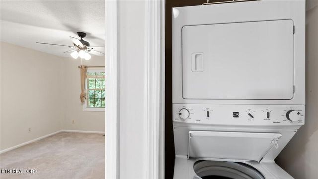 6529 Deane Hill Drive 42, Knoxville, TN 37919