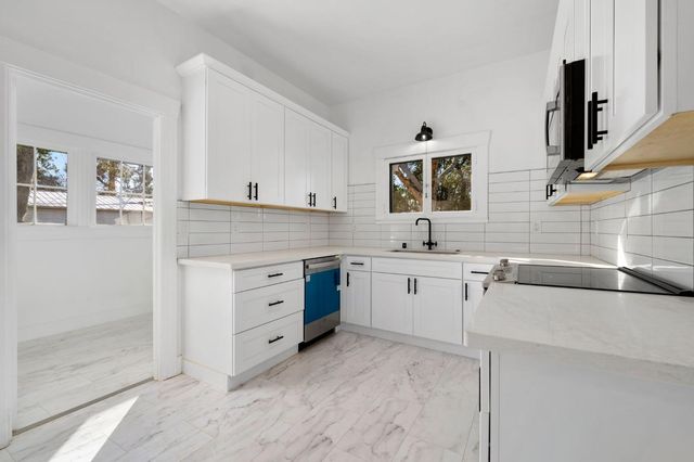 104 King Rd, Roseville, CA 95678