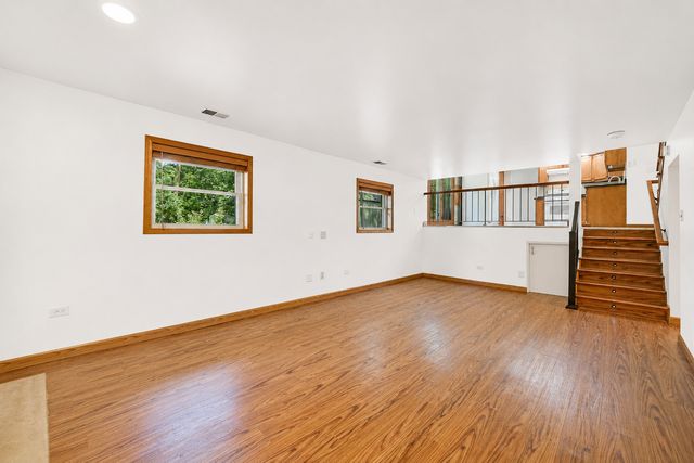 3900 W 155th Street, Markham, IL 60428
