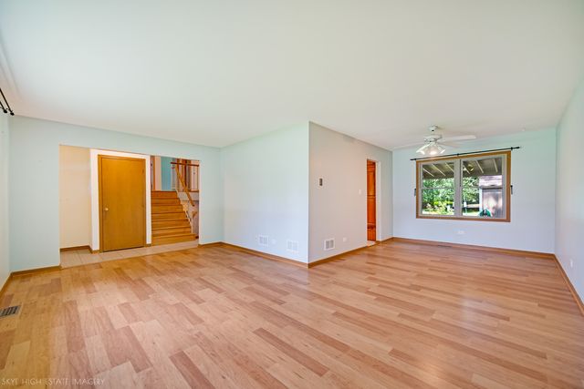 3900 W 155th Street, Markham, IL 60428