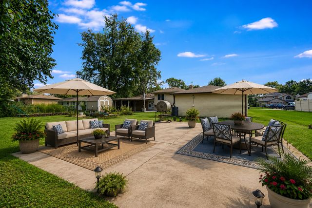 3900 W 155th Street, Markham, IL 60428