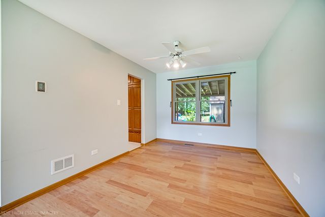 3900 W 155th Street, Markham, IL 60428