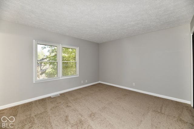 1814 Walnut Way, Noblesville, IN 46062