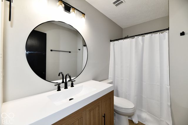 1814 Walnut Way, Noblesville, IN 46062