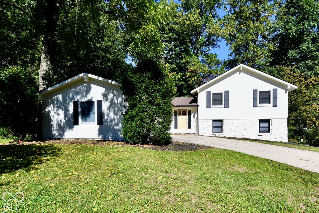 1814 Walnut Way, Noblesville, IN 46062