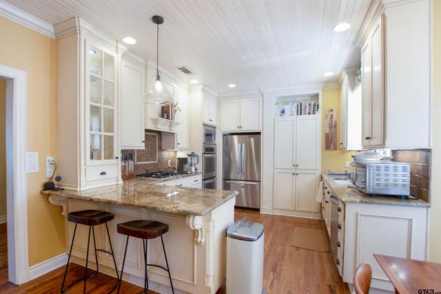 210 Mockingbird Ln, Tyler, TX 75701