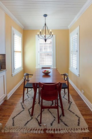 210 Mockingbird Ln, Tyler, TX 75701