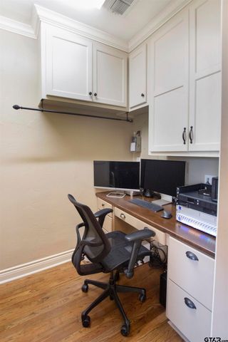 210 Mockingbird Ln, Tyler, TX 75701