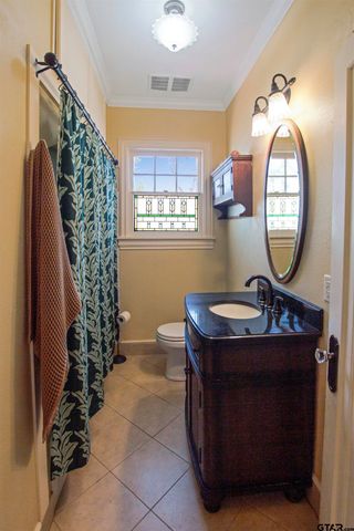 210 Mockingbird Ln, Tyler, TX 75701