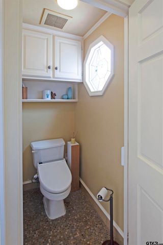 210 Mockingbird Ln, Tyler, TX 75701