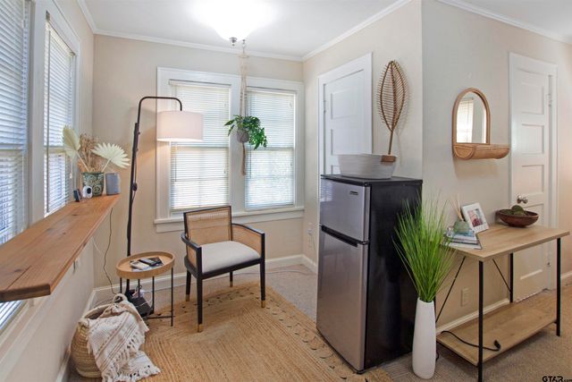 210 Mockingbird Ln, Tyler, TX 75701