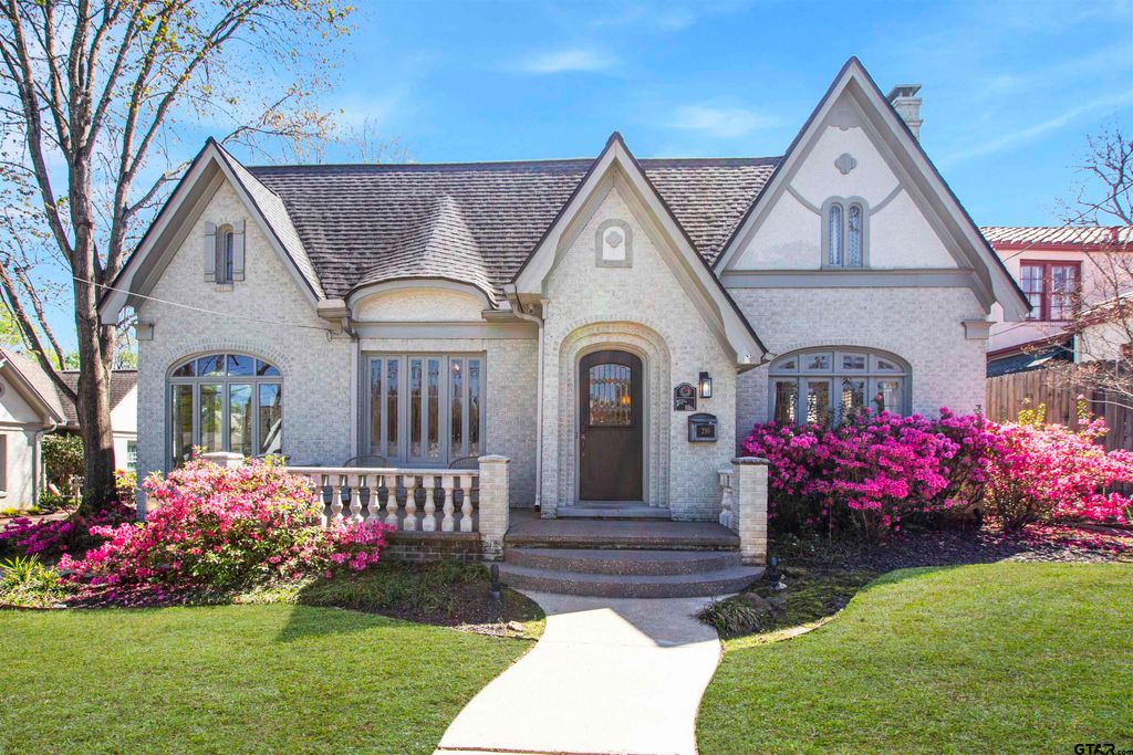 210 Mockingbird Ln, Tyler, TX 75701