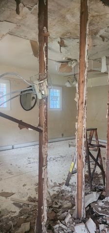 1059 E 80th Street, Chicago, IL 60619