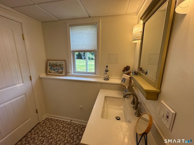 2 Ellen Drive, Beacon Falls, CT 06403