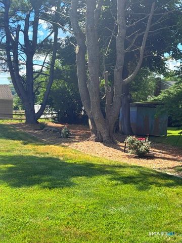 2 Ellen Drive, Beacon Falls, CT 06403