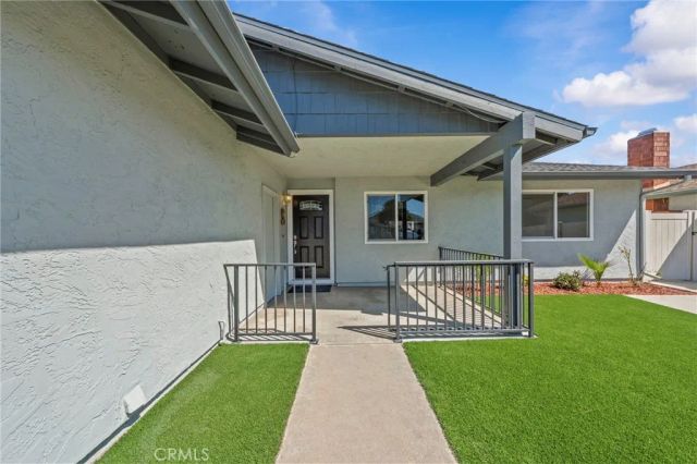 9325 Nalini Court, Santee, CA 92071