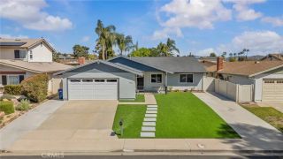 9325 Nalini Court, Santee, CA 92071
