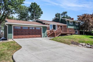1035 Wyman Drive, Waterford Charter Township, MI 48328