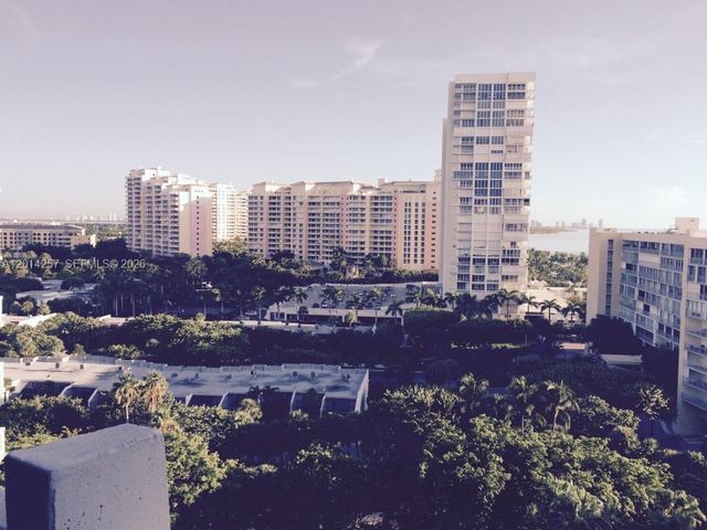 1121 CRANDON BL E1104, Key Biscayne, FL 33149