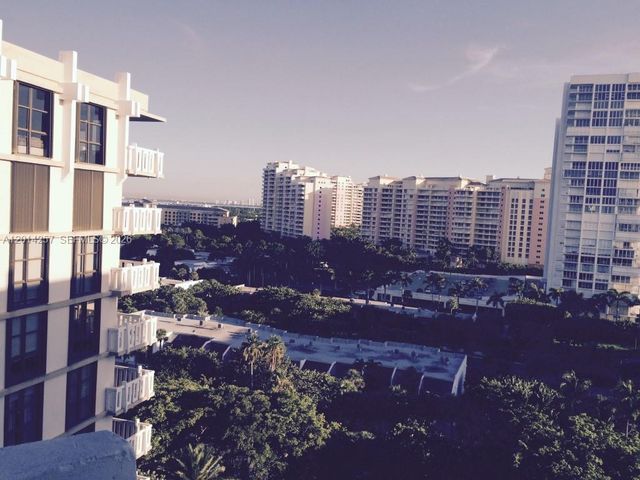 1121 CRANDON BL E1104, Key Biscayne, FL 33149