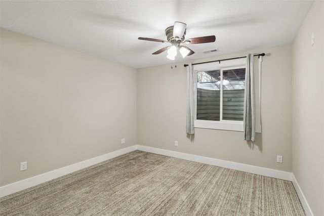 1363 93rd Street, West Des Moines, IA 50266