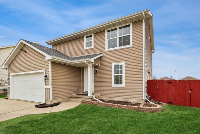 1363 93rd Street, West Des Moines, IA 50266