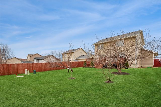 1363 93rd Street, West Des Moines, IA 50266