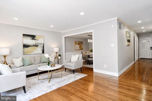 9222 BAILEY LN, Fairfax, VA 22031