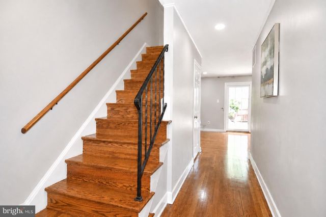 9222 BAILEY LN, Fairfax, VA 22031