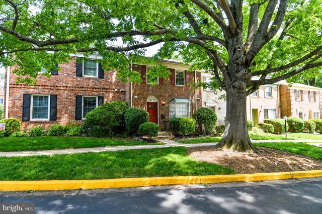 9222 BAILEY LN, Fairfax, VA 22031