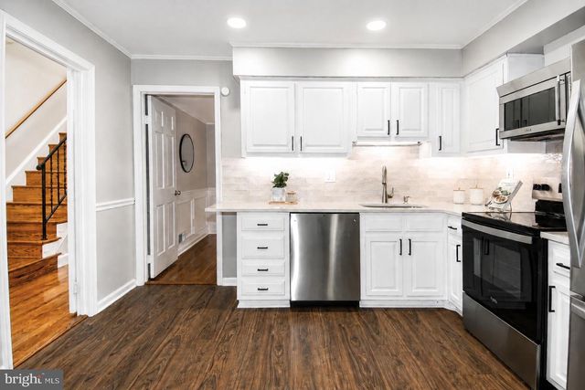 9222 BAILEY LN, Fairfax, VA 22031