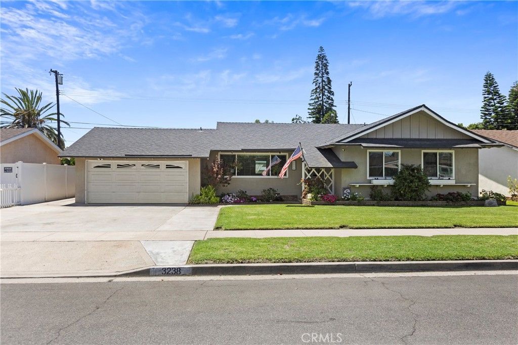 3238 W Ravenswood, Anaheim, CA 92804 — exterior