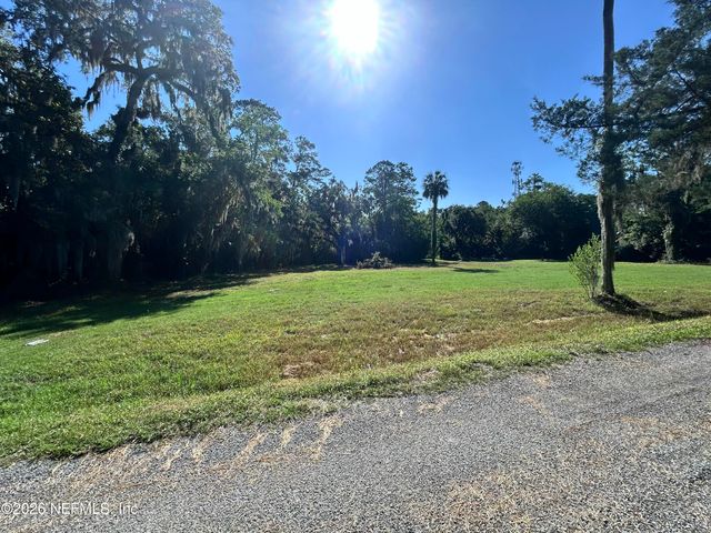 16 PALM Lane, Palm Valley, FL 32082
