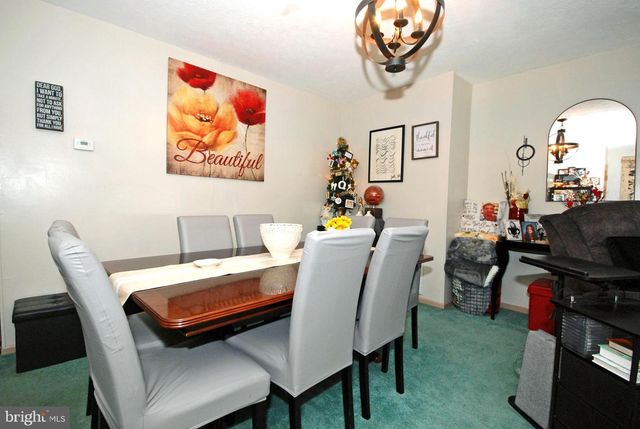 19 N DUNMOOR, Hamilton, NJ 08690