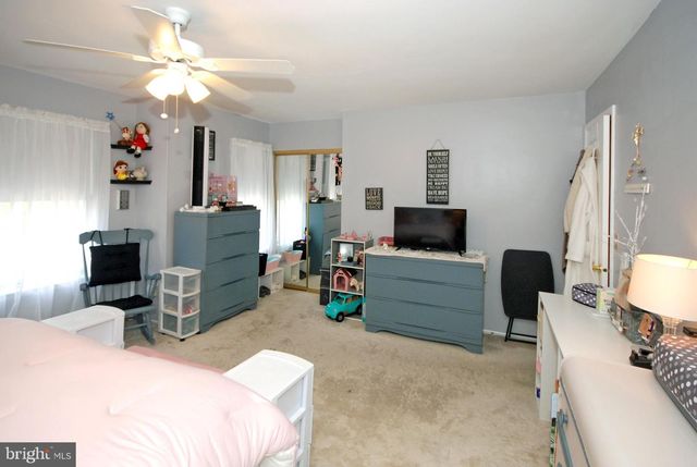 19 N DUNMOOR, Hamilton, NJ 08690