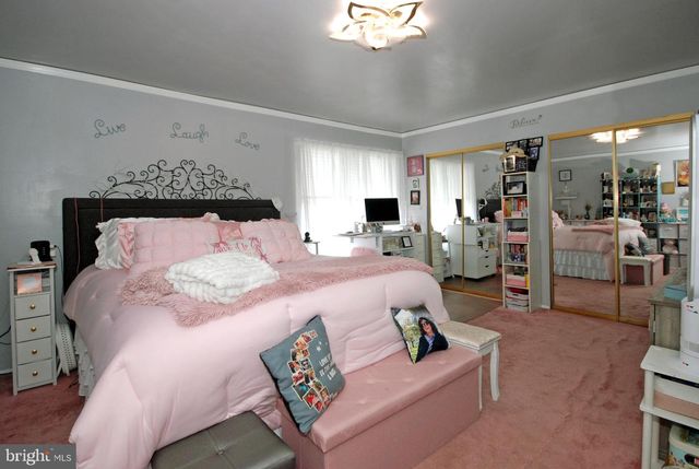 19 N DUNMOOR, Hamilton, NJ 08690