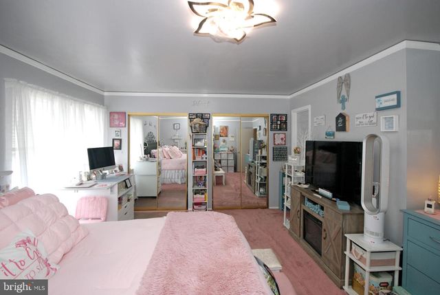 19 N DUNMOOR, Hamilton, NJ 08690