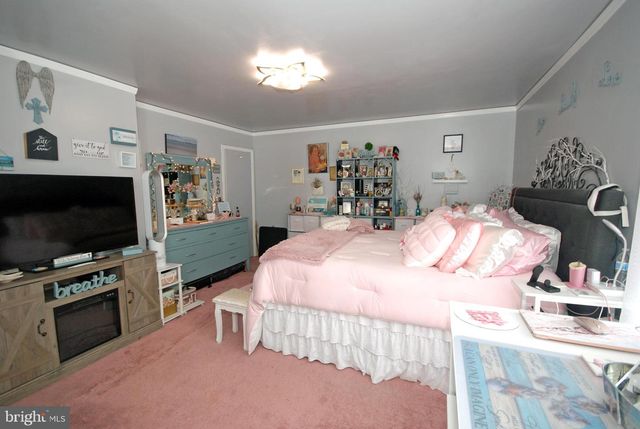 19 N DUNMOOR, Hamilton, NJ 08690
