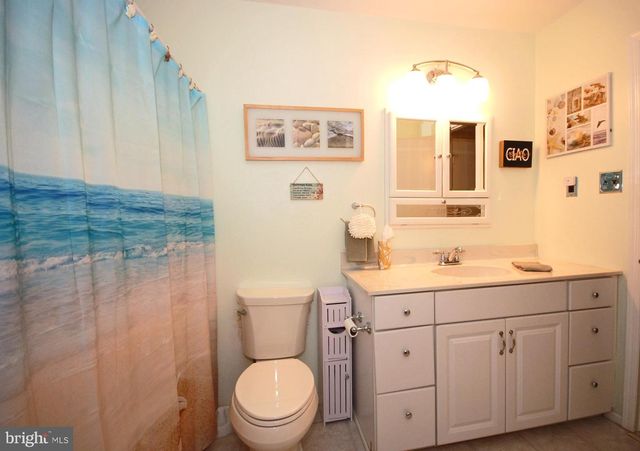 19 N DUNMOOR, Hamilton, NJ 08690