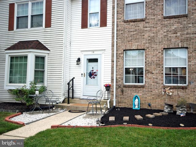19 N DUNMOOR, Hamilton, NJ 08690