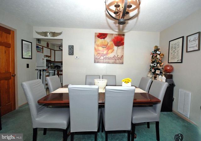19 N DUNMOOR, Hamilton, NJ 08690