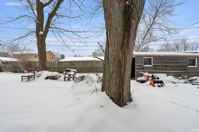 4209 Reed Road, Fort Wayne, IN 46815