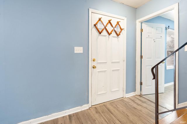 4209 Reed Road, Fort Wayne, IN 46815