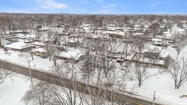 4209 Reed Road, Fort Wayne, IN 46815