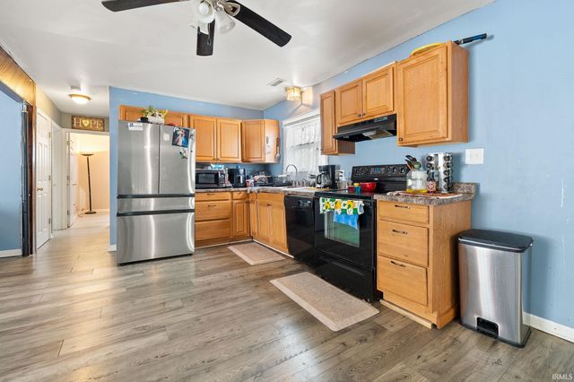 4209 Reed Road, Fort Wayne, IN 46815