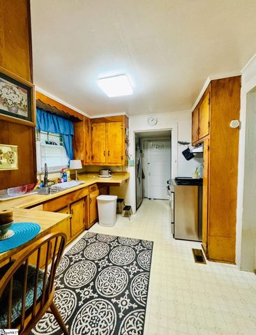 13 Montgomery Street, Drayton, SC 29333