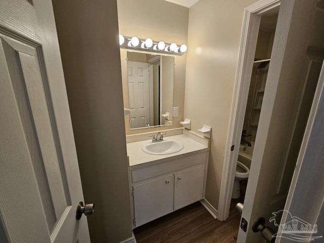 6303 Harvard Ct, Pensacola, FL 32504