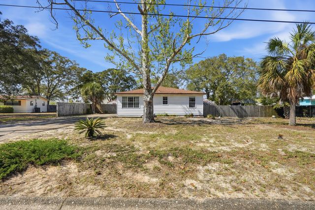 143 NW Audrey Circle, Fort Walton Beach, FL 32548